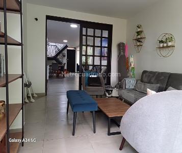 Casa de 3 alcobas en venta en Samanes De Guadalupe, Cali, 222 m² · foto 9 de 20