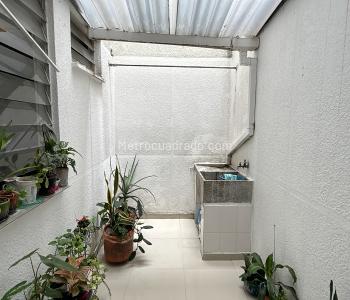 Apartamento de 2 alcobas en venta en El Lido, Cali, 48 m² · foto 12 de 20