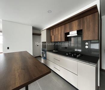 Apartamento de 2 alcobas en venta en Las Palmas, Medellín, 143 m² · foto 4 de 15