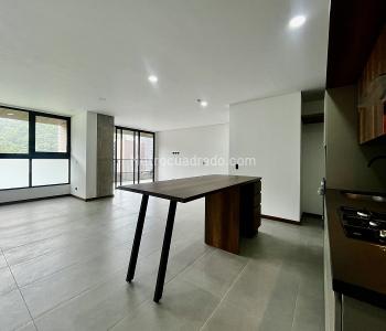 Apartamento de 2 alcobas en venta en Las Palmas, Medellín, 143 m² · foto 5 de 15
