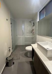 Apartamento en venta en Loma De Las Brujas, Envigado · foto 5 de 10