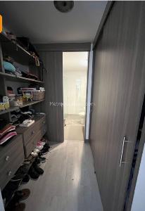 Apartamento en venta en Loma De Las Brujas, Envigado · foto 7 de 10