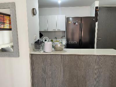 Apartamento de 3 alcobas en venta en San German, Medellín, 74 m² · foto 3 de 20