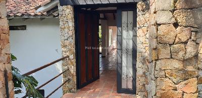 Casa de 4 alcobas en venta en Cristo Rey, Cali, 386 m² · foto 2 de 15