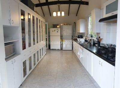 Casa de 4 alcobas en venta en Cristo Rey, Cali, 386 m² · foto 7 de 15