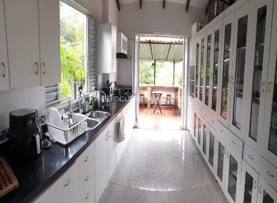 Casa de 4 alcobas en venta en Cristo Rey, Cali, 386 m² · foto 8 de 15