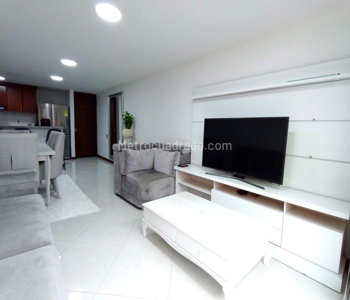 Spacious 3BR Apartment with Private Parking in Robledo - 7