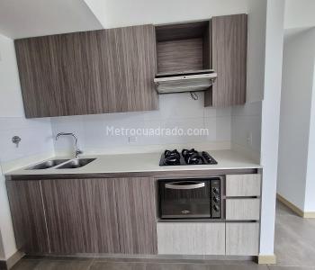 Apartamento de 2 alcobas en venta en Loma De Las Brujas, Envigado, 95 m² · foto 4 de 20