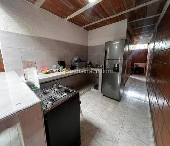 Casa de 5 alcobas en venta en Rozo, Palmira, 288 m² · foto 19 de 20