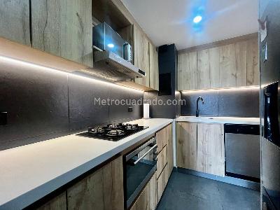 Apartamento de 2 alcobas en arriendo en Alejandria, Medellín, 98 m² · foto 3 de 15