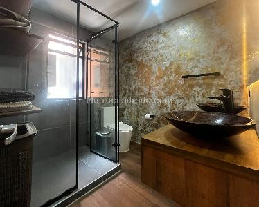Apartamento de 2 alcobas en arriendo en Alejandria, Medellín, 98 m² · foto 8 de 15