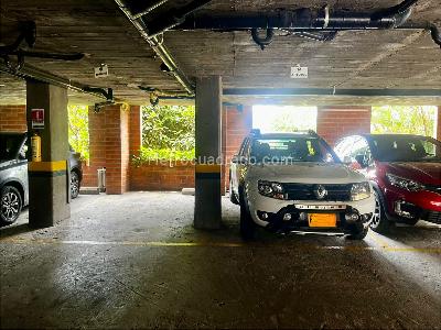 Apartamento de 2 alcobas en arriendo en Alejandria, Medellín, 98 m² · foto 14 de 15
