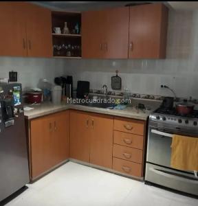 Casa de 5 alcobas en venta en El Bosque, Cali, 265 m² · foto 6 de 16