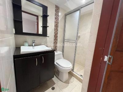 Casa de 5 alcobas en venta en El Bosque, Cali, 265 m² · foto 10 de 16