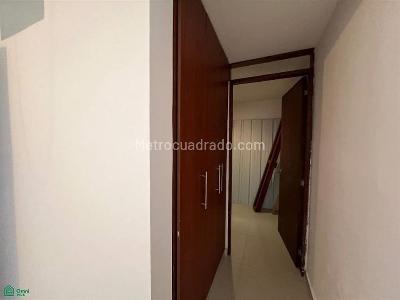 Casa de 5 alcobas en venta en El Bosque, Cali, 265 m² · foto 13 de 16