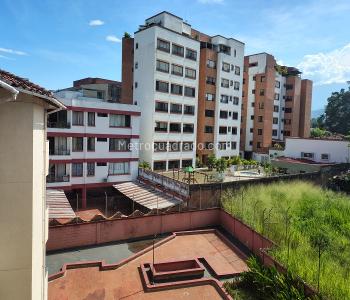 Apartamento en venta en Ciudad Jardin, Cali · foto 3 de 20