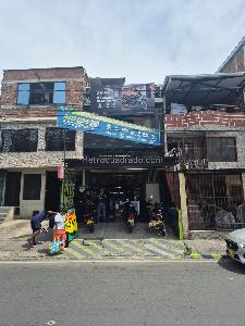 Casa de 5 alcobas en venta en La Gran Colombia, Cali, 287 m² · foto 2 de 19