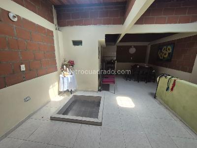 Casa de 5 alcobas en venta en La Gran Colombia, Cali, 287 m² · foto 14 de 19