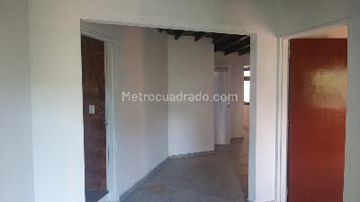 Apartamento en venta en La America, Medellín · foto 3 de 7