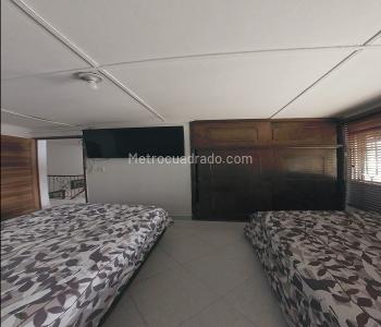 Casa de 5 alcobas en venta en La America, Medellín, 168 m² · foto 14 de 17