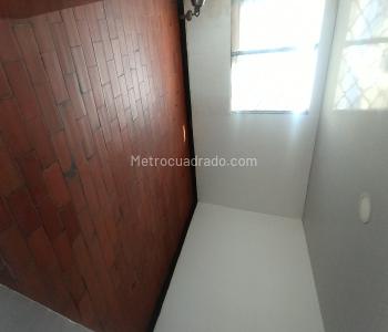 Casa de 4 alcobas en venta en Villa Del Lago, Cali, 65 m² · foto 9 de 14