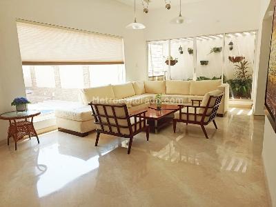 Casa de 4 alcobas en venta en Altos De Riomar, Barranquilla, 688 m² · foto 2 de 20