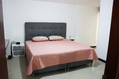 Apartamento de 3 alcobas en venta en Laureles, Medellín, 158 m² · foto 3 de 11