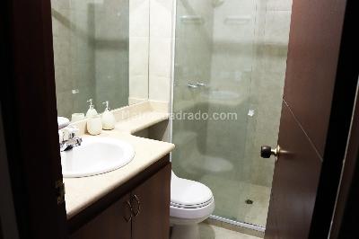 Apartamento de 3 alcobas en venta en Laureles, Medellín, 158 m² · foto 9 de 11