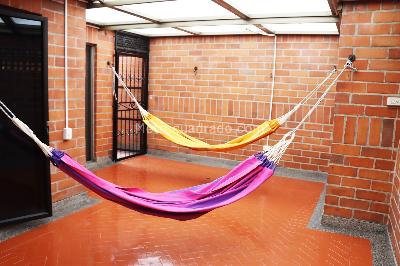 Apartamento de 3 alcobas en venta en Laureles, Medellín, 158 m² · foto 10 de 11