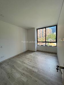Apartamento en venta en Altos Del Poblado, Medellín · foto 14 de 20