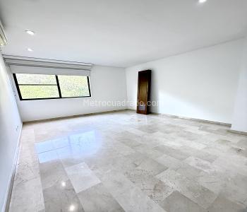 Apartamento de 4 alcobas en venta en Normandia, Cali, 290 m² · foto 18 de 20