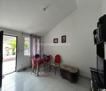 Casa de 3 alcobas en venta en Ciudadela Comfandi, Cali, 47 m² · foto 2 de 11