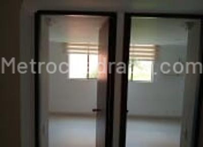 Apartamento en venta en Jardines, Envigado · foto 2 de 9