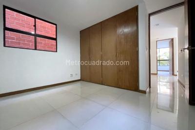 Apartamento en venta en Belen, Medellín · foto 10 de 12
