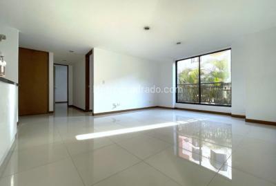 Apartamento en venta en Belen, Medellín · foto 3 de 12