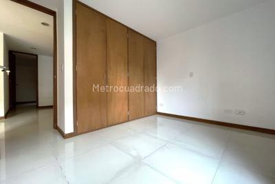 Apartamento en venta en Belen, Medellín · foto 7 de 12