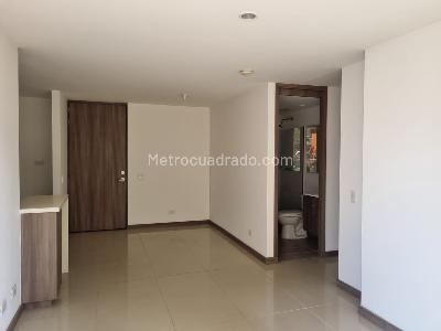 Apartamento de 3 alcobas en venta en Viviendas Del Sur, Itagüí, 65 m² · foto 4 de 9