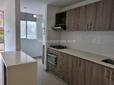 Apartamento de 3 alcobas en venta en Viviendas Del Sur, Itagüí, 65 m² · foto 5 de 9