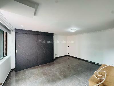 Apartamento de 5 alcobas en venta en La Castellana, Medellín, 206 m² · foto 14 de 18