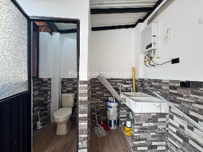 Apartamento de 5 alcobas en venta en La Castellana, Medellín, 206 m² · foto 17 de 18