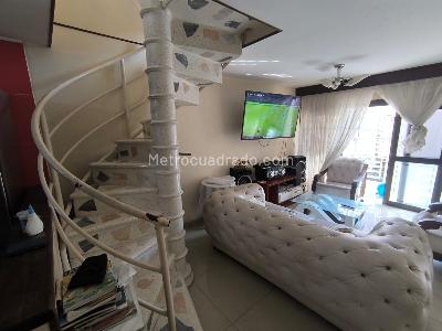 Casa de 5 alcobas en venta en Ciudad Cordoba, Cali, 270 m² · foto 4 de 15