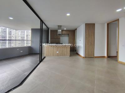 Apartamento de 3 alcobas en venta en Altos Del Poblado, Medellín, 111 m² · foto 11 de 20