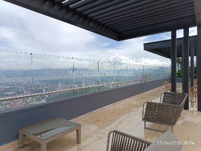 Apartamento de 3 alcobas en venta en Altos Del Poblado, Medellín, 111 m² · foto 12 de 20