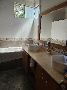 Casa de 4 alcobas en venta en Las Lomitas, Sabaneta, 280 m² · foto 9 de 14