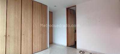 Apartamento de 5 alcobas en venta en La America, Medellín, 311 m² · foto 4 de 15