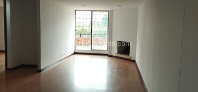 Apartamento de 2 alcobas en venta en Los Cedros Usaquen, Bogotá, 87 m² · foto 2 de 20