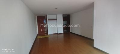 Apartamento de 2 alcobas en venta en Los Cedros Usaquen, Bogotá, 87 m² · foto 3 de 20