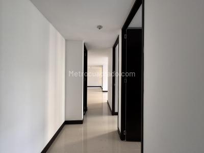 Apartamento en venta en La Paz, Envigado · foto 8 de 20
