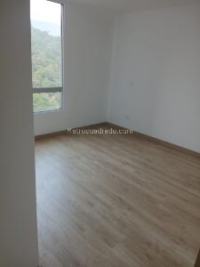 Apartamento en venta en Los Colores, Medellín · foto 11 de 19
