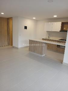 Apartamento en venta en Los Colores, Medellín · foto 13 de 19